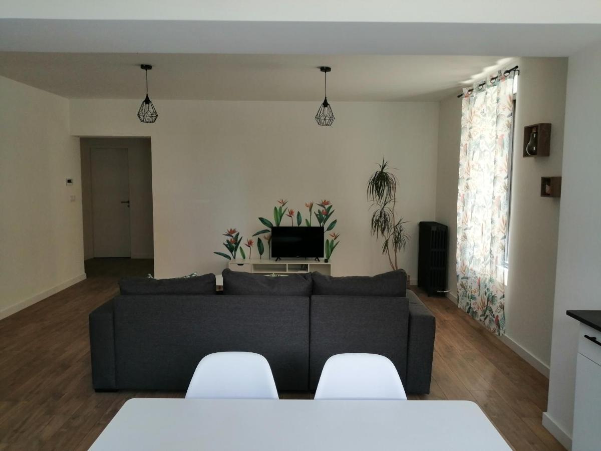 Le 60 Cardaillac Rodez Extérieur photo